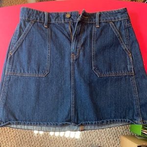 Denim old navy skirt